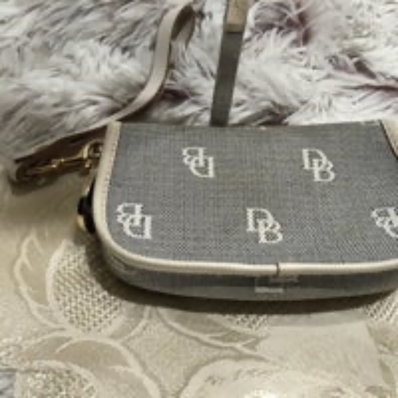 FREE W/purchase of $50 and up! Dooney and Bourke Wristlet - Picture 2 of 8